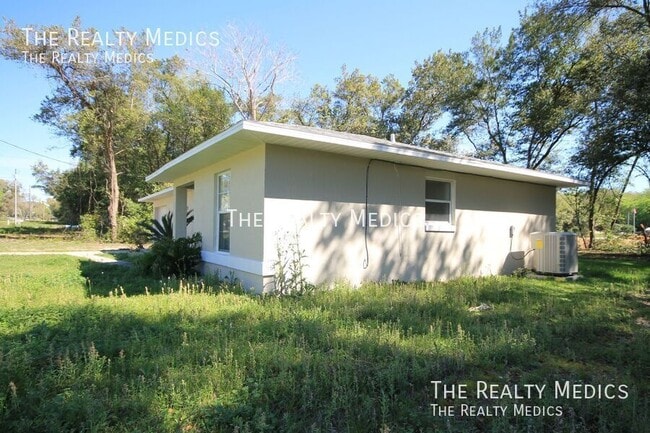 Building Photo - 13775 SE 41st Ct