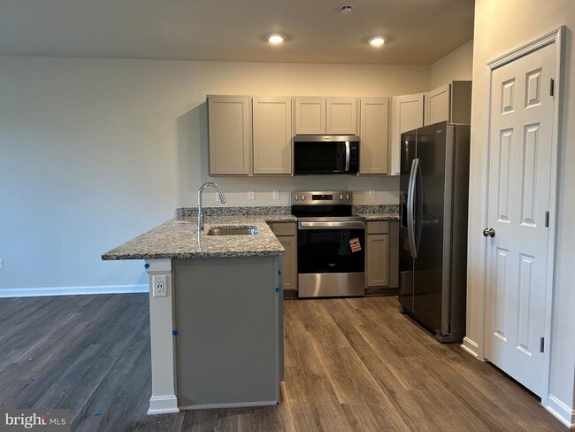 Foto del edificio - 167 Rae Ct