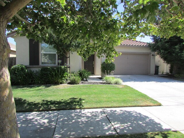 Foto del edificio - Single story home in Turlock!!