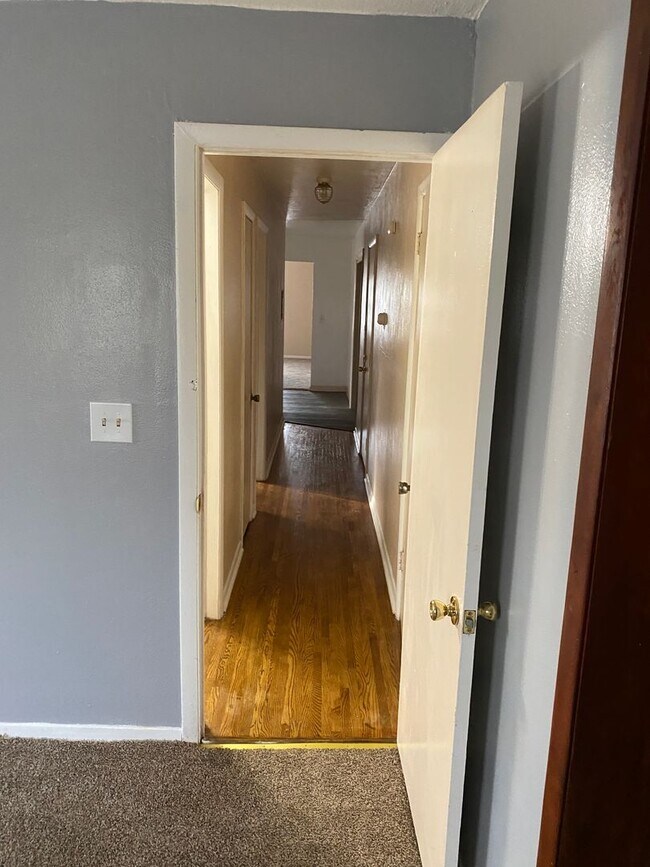 Foto del edificio - Spacious Two Bedroom Apartment