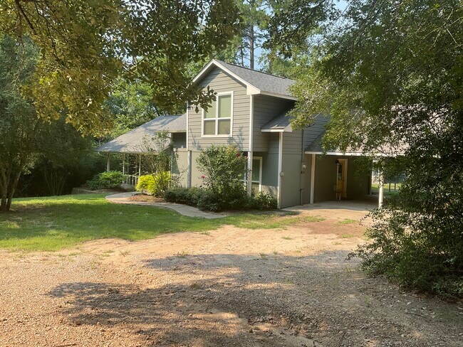 Building Photo - 477 County Rd 319