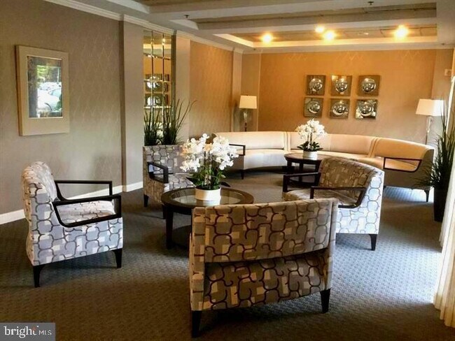 Foto del edificio - 3200 N Leisure World Blvd
