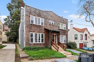 Building Photo - 2366 Virginia St