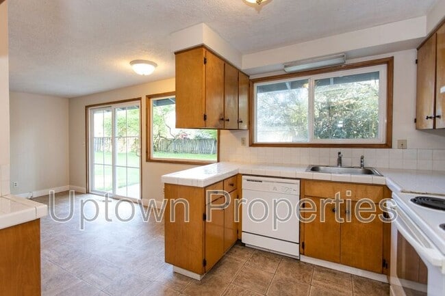 Foto del edificio - 9370 SW Killarney Ln