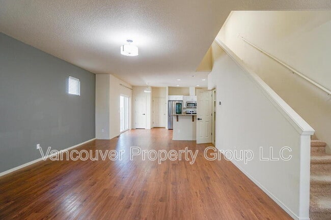 Building Photo - 2645 NE 87th Ave