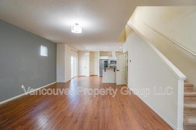 Foto del edificio - 2645 NE 87th Ave