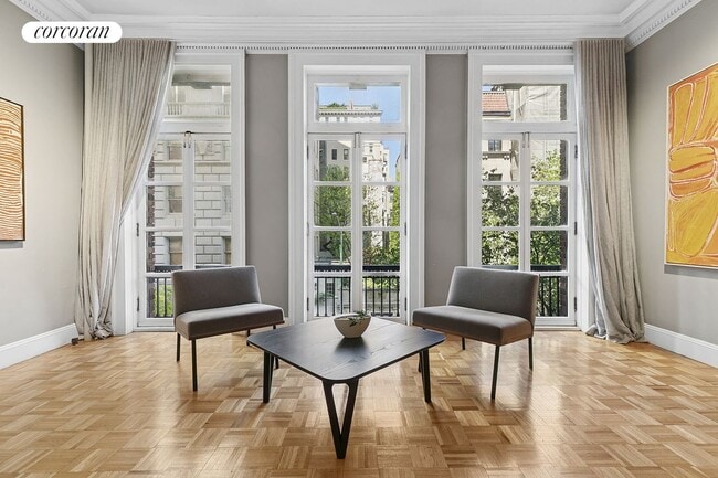 Foto del edificio - 4 E 81st St