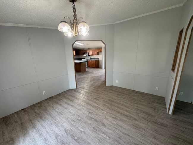 Building Photo - 310 Timberridge Dr E