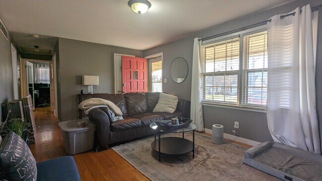 Foto del edificio - 2222 W 74th Terrace