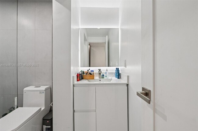 Foto del edificio - 5152 SW 6th St