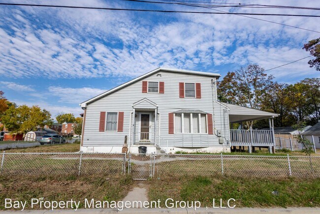 Building Photo - 3 br, 1.5 bath House - 317 S Stuart Street