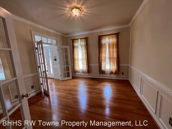 Building Photo - 5 br, 4 bath House - 1540 Taylor Point Drive
