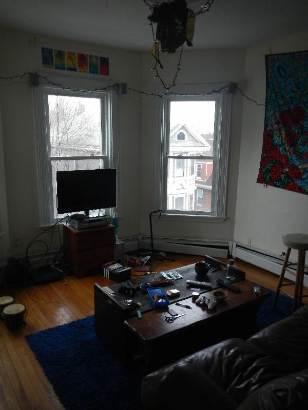 Building Photo - 80 Hillside St