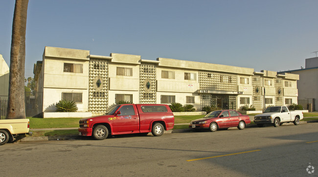 Building Photo - 1530 S Gramercy Pl