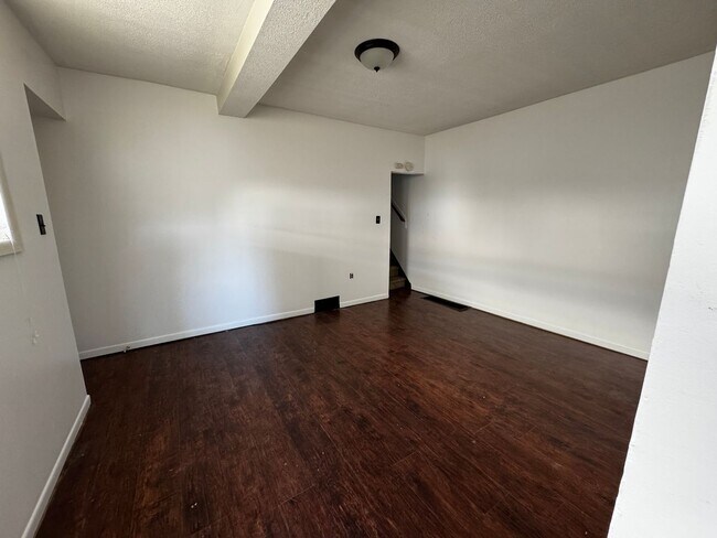 Foto del edificio - 1254 Willow St