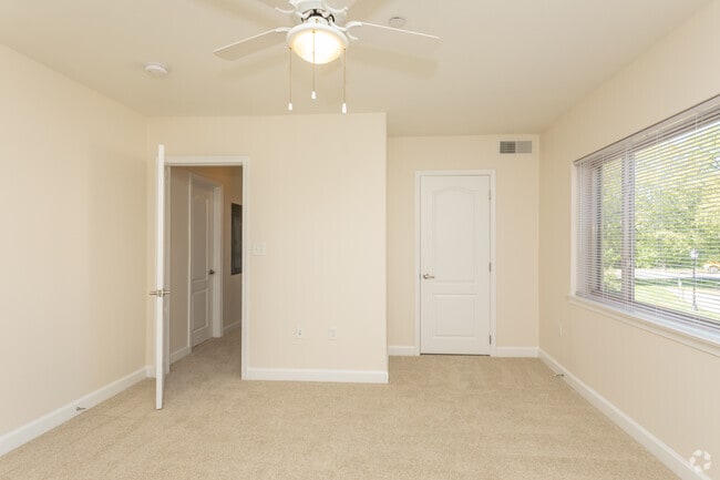 1BR, 1BA - 775 SF - Encore at Wheaton Station