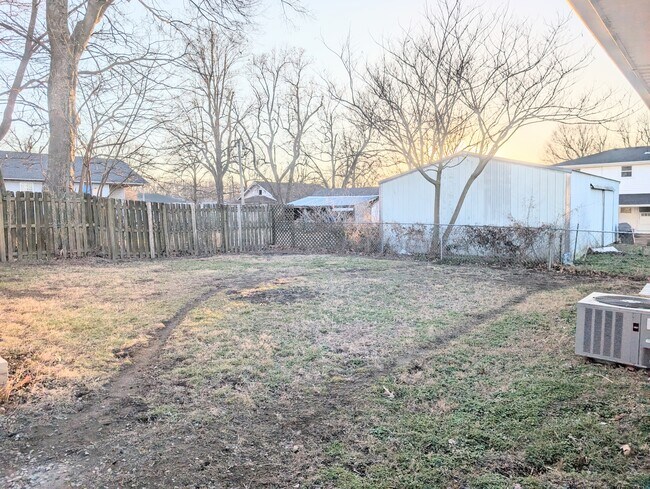 Foto del edificio - 200 E Jean St