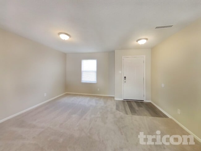 Building Photo - 9315 W Rising Sun Dr