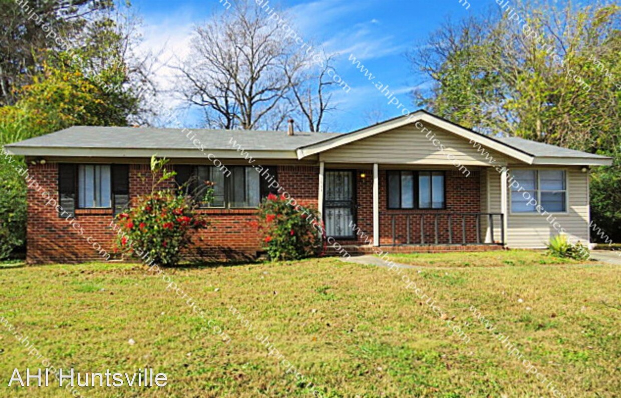 Primary Photo - 4 br, 1.5 bath House - 5019 Rolling Hills ...