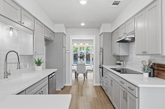 Building Photo - 3920 Felisa Pl