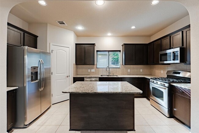 Foto del edificio - 3451 Mayfield Ranch Blvd