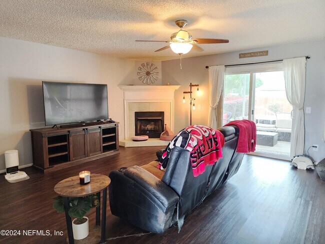Building Photo - 3096 Havengate Dr