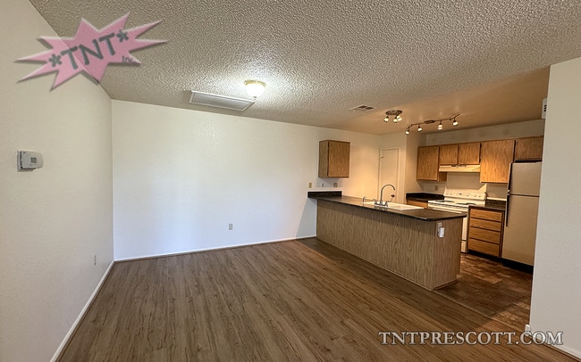 Building Photo - Condo in Montana Terrace HOA