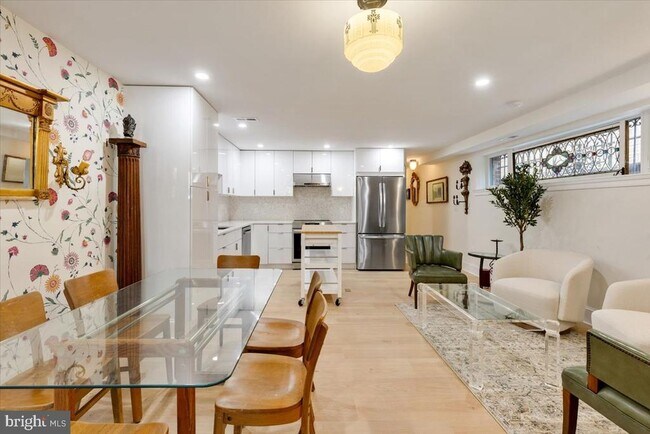 Foto del edificio - 2715 13th St NW