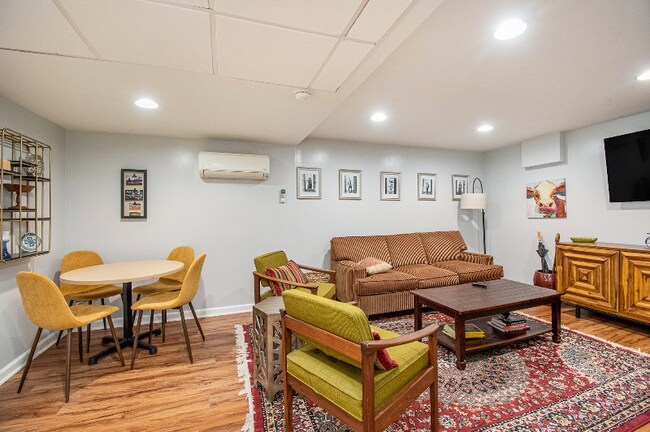 Foto del edificio - 423 S 38th Ave