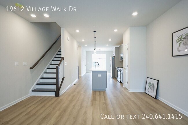 Foto del edificio - 19612 Village Walk Dr