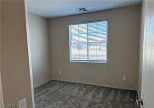 Building Photo - 6635 Flaminian Ln