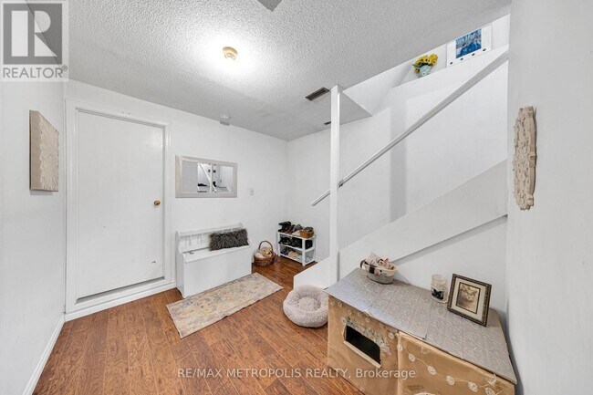 Photo du bâtiment - 897 Liverpool Rd