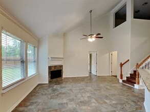Building Photo - 30710 Country Meadows Dr