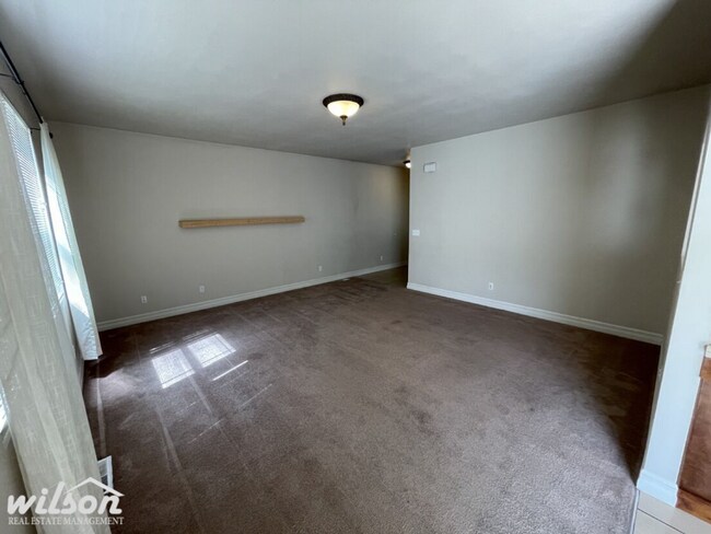 Building Photo - 7116 W Mead Ave
