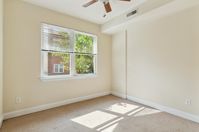 Foto del edificio - 2107 N 17th St
