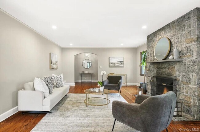 Foto del edificio - 276 Overlook Rd