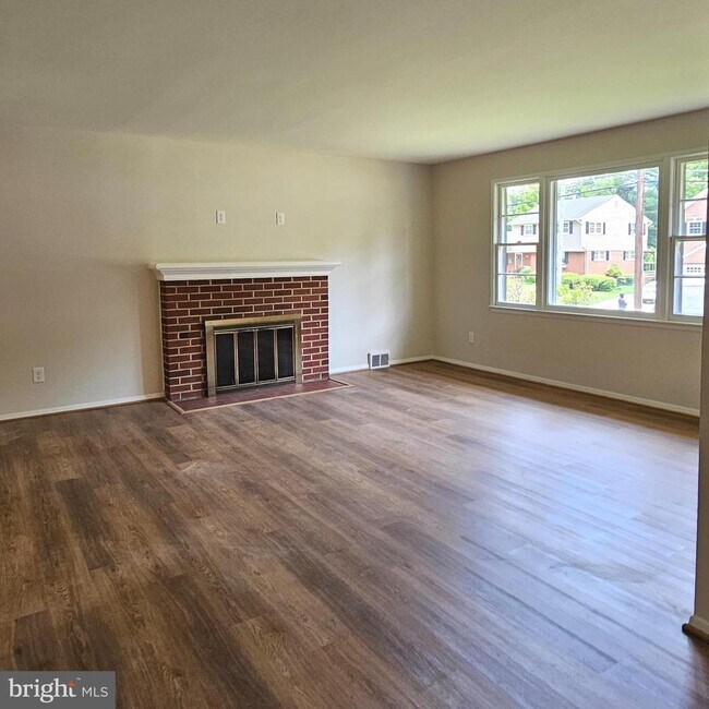 Foto del edificio - 7606 Gresham St