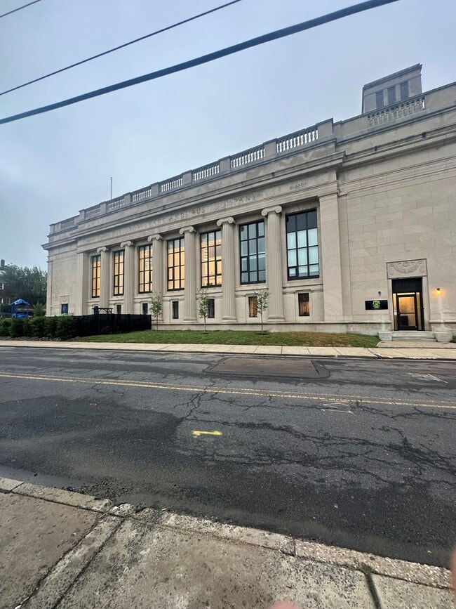 Foto del edificio - Jenkintown Bank & Trust Apartments