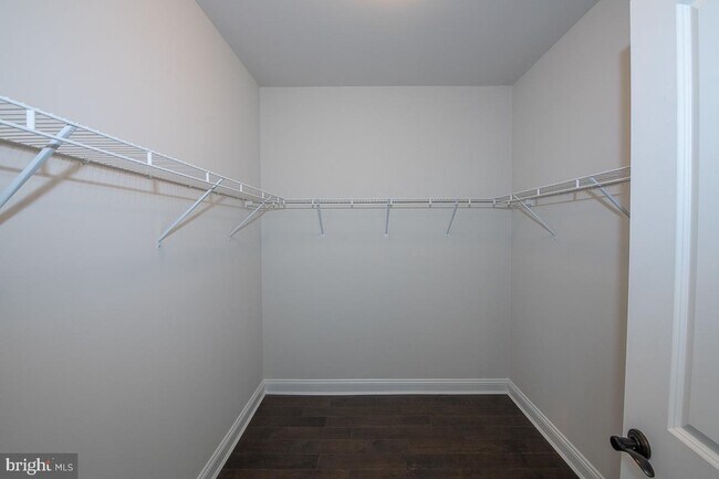 Building Photo - 254 Charles Ellis Ln