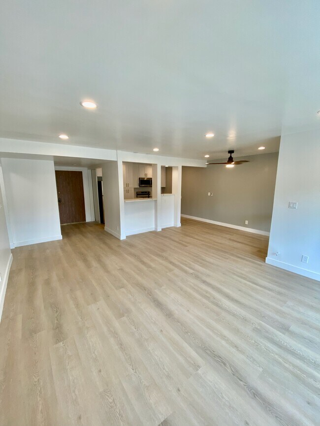 6275 Canterbury Dr Unit 210, Culver City, CA 90230 Condo for Rent in