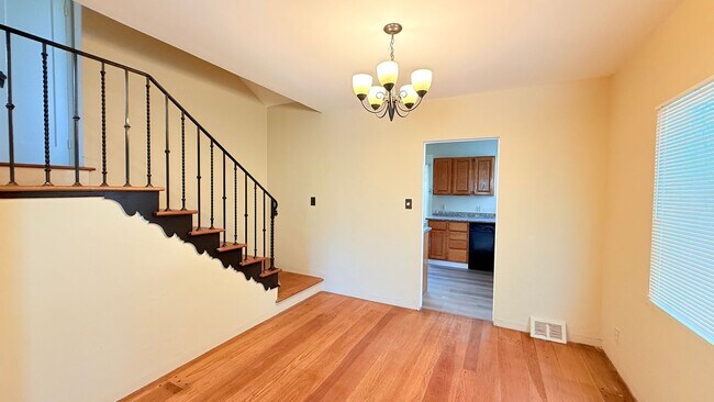 Foto del edificio - 3226 Washington St