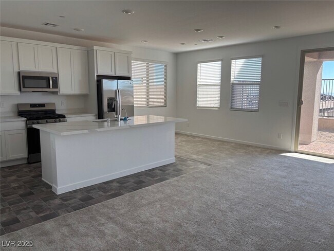 Foto del edificio - 1492 Marsh Bird St