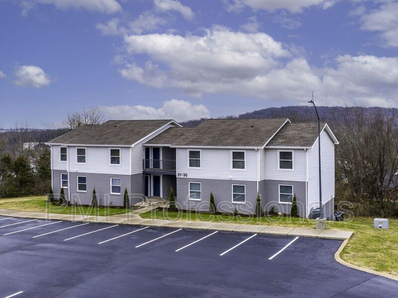 Primary Photo - 123 Kingsridge Dr