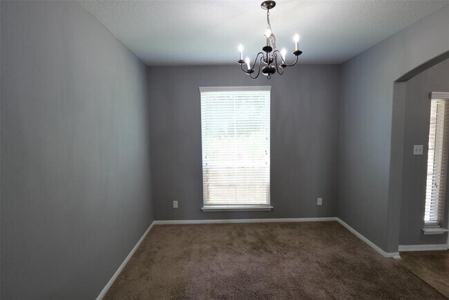 Foto del edificio - 4934 Hackamore Brook Ct