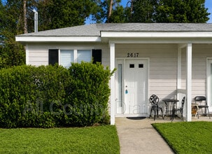 Building Photo - 2617 Cypress St