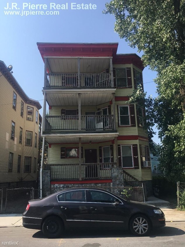 Primary Photo - 24 Hansborough St