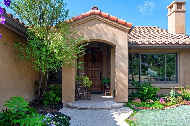 Building Photo - 2703 Tiburon Ave
