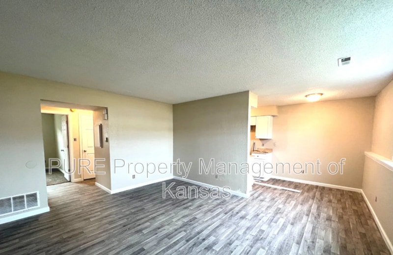 6135 SW 26th Ct Unit A, Topeka, KS 66614 Condo for Rent in Topeka, KS