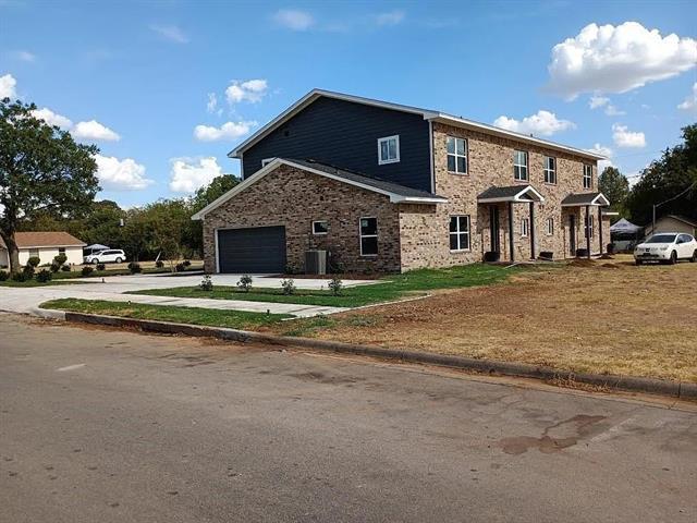 Building Photo - 1102 S Mesquite St