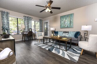 HUNTINGTON PLACE photo'